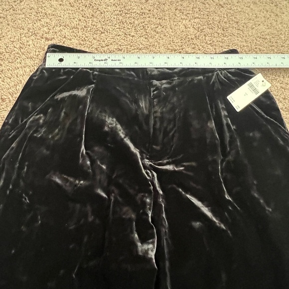 NWT new small Anthropologie wide leg velvet pants black - Picture 14 of 17